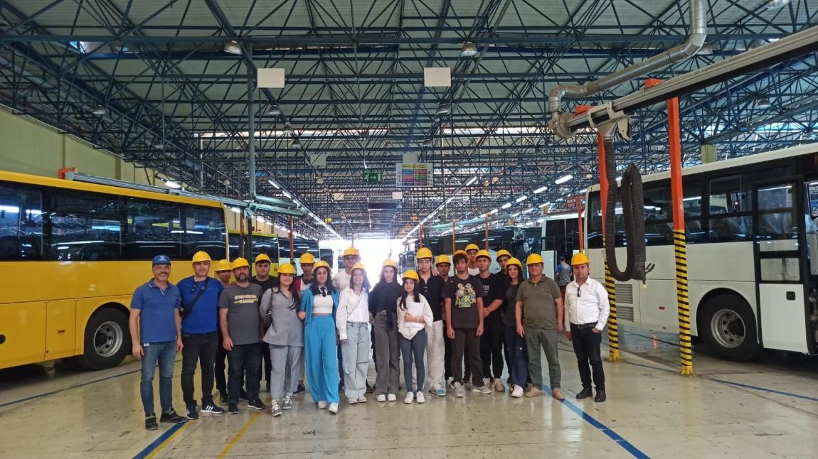 Adana Temsa Otobüs fabrikasına teknik gezi düzenledik.